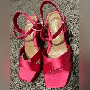 Mia Women's Erina Square Toe Block Heel 3 3/4” Sandal